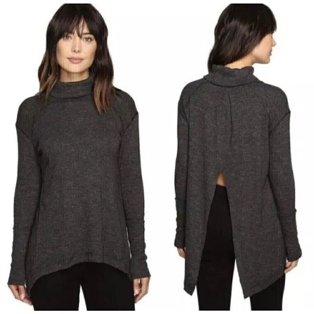 FREE People We the Free Gray Turtleneck Split Back Long Sleeve Size XS